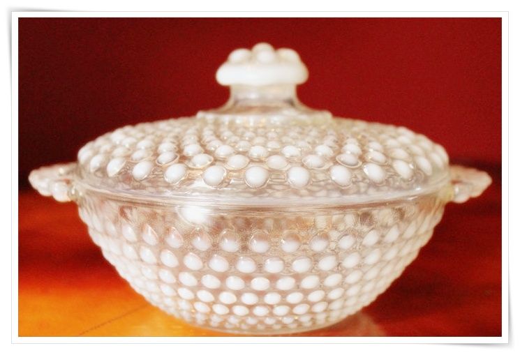 Moonstone decorated sugar bowl