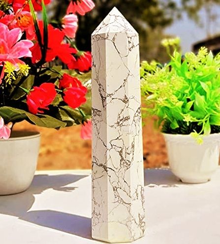 Howlite Crystal Meaning (Balance & Peace)